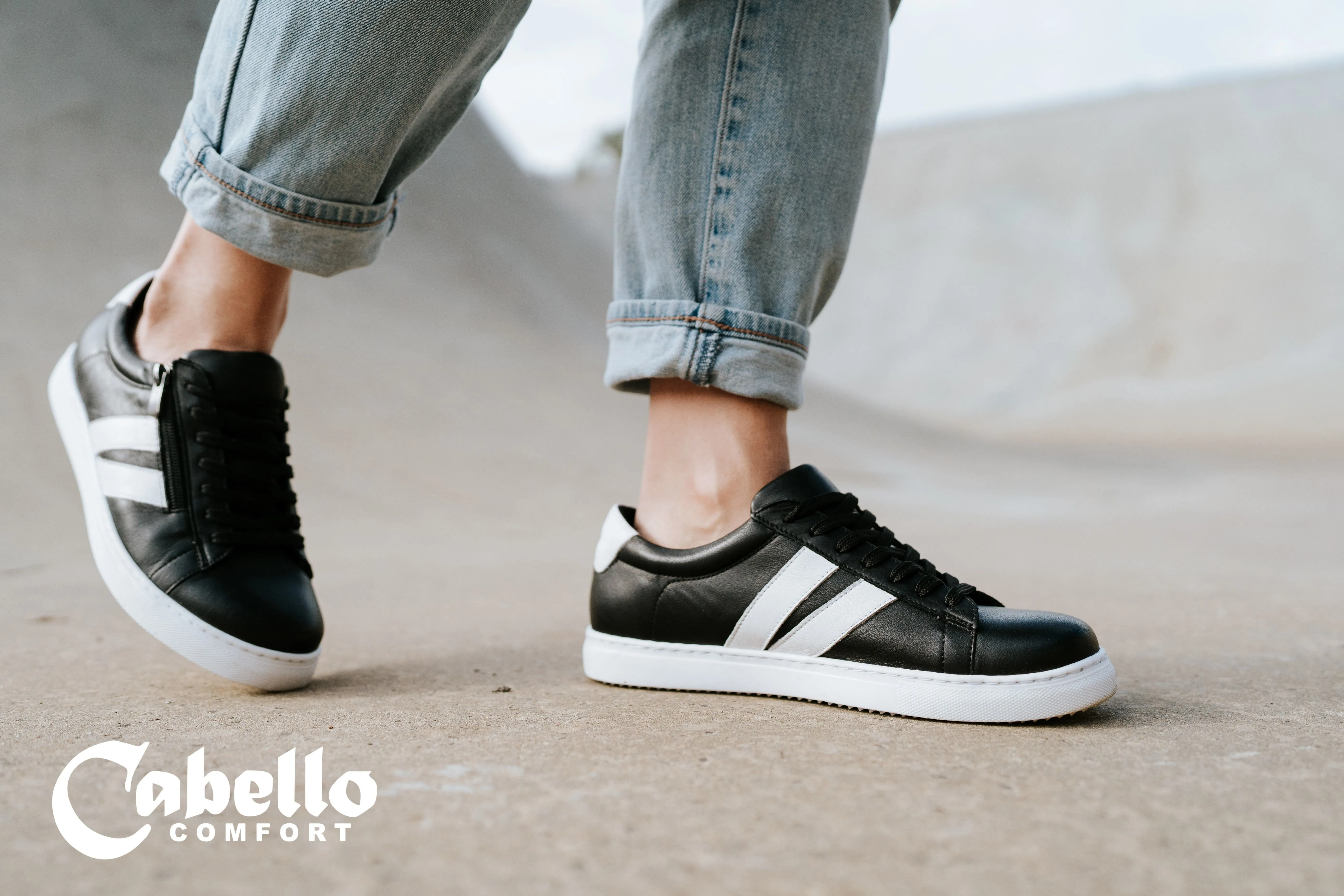 Cabello 'Ultimate' - Black/White