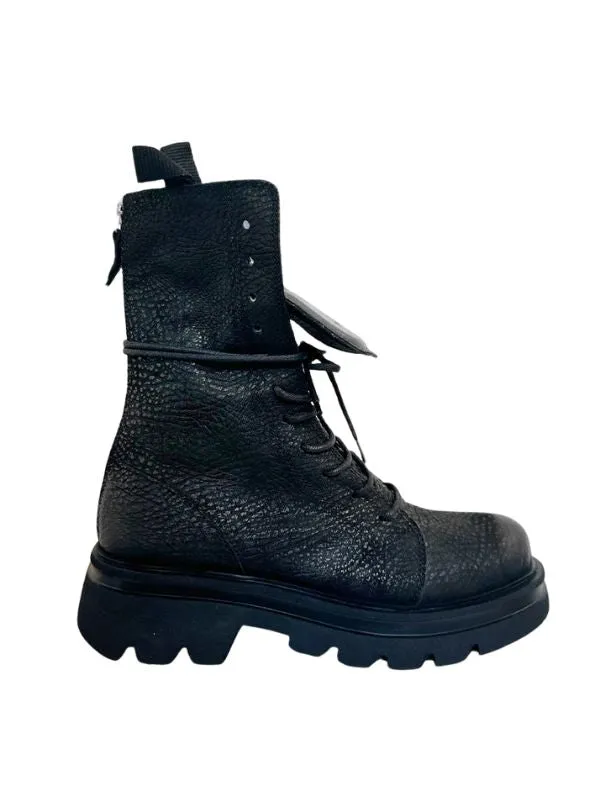 Scorpio Old Bisonte Black Boots
