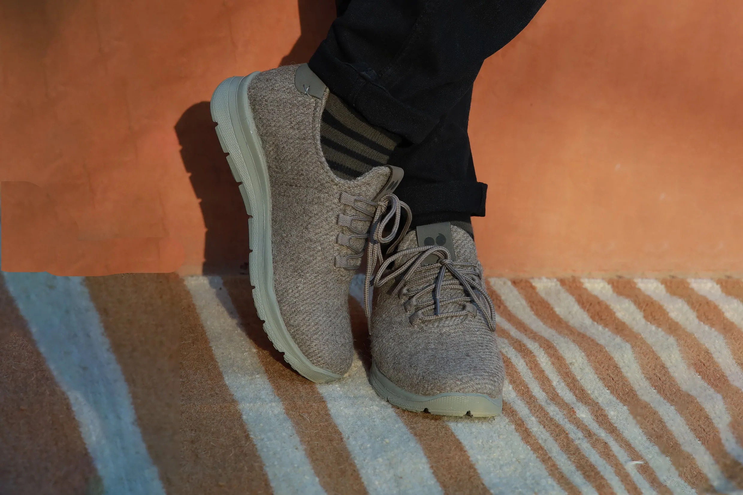 yaar - Grey - Urban Essentials