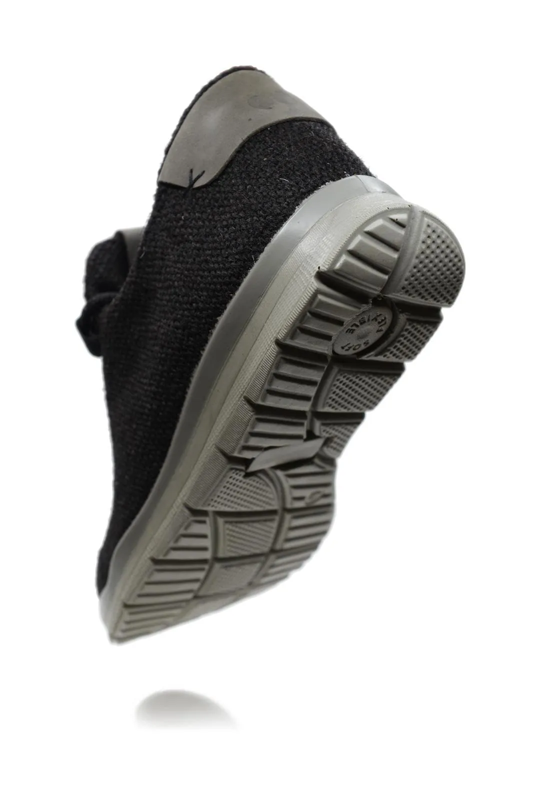 yaar - Grey - Urban Essentials